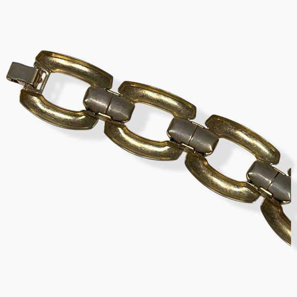 Bracelets Lot 2 Cha Cha Silver Tone Dangle Bead Gold Tone Chunky Shiny Oval Link - Picture 5 of 5